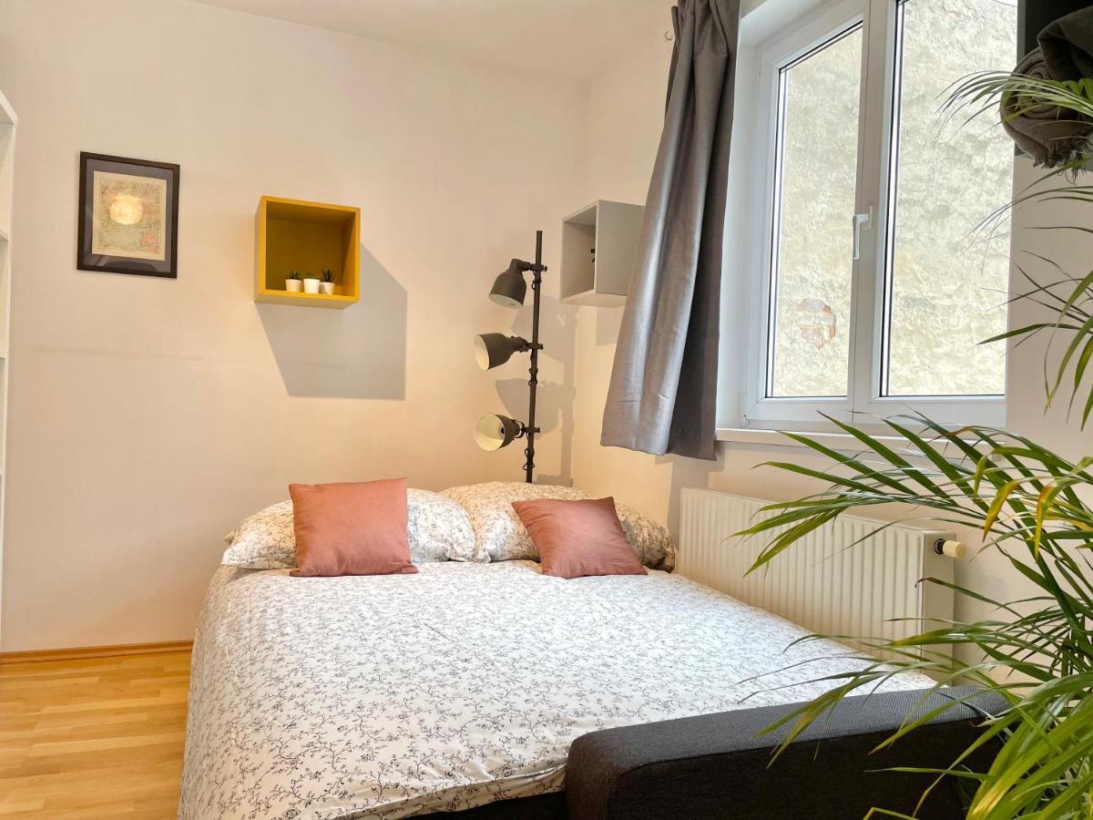 Premium Apartment With Balcony In Classy Area Wien Eksteriør billede