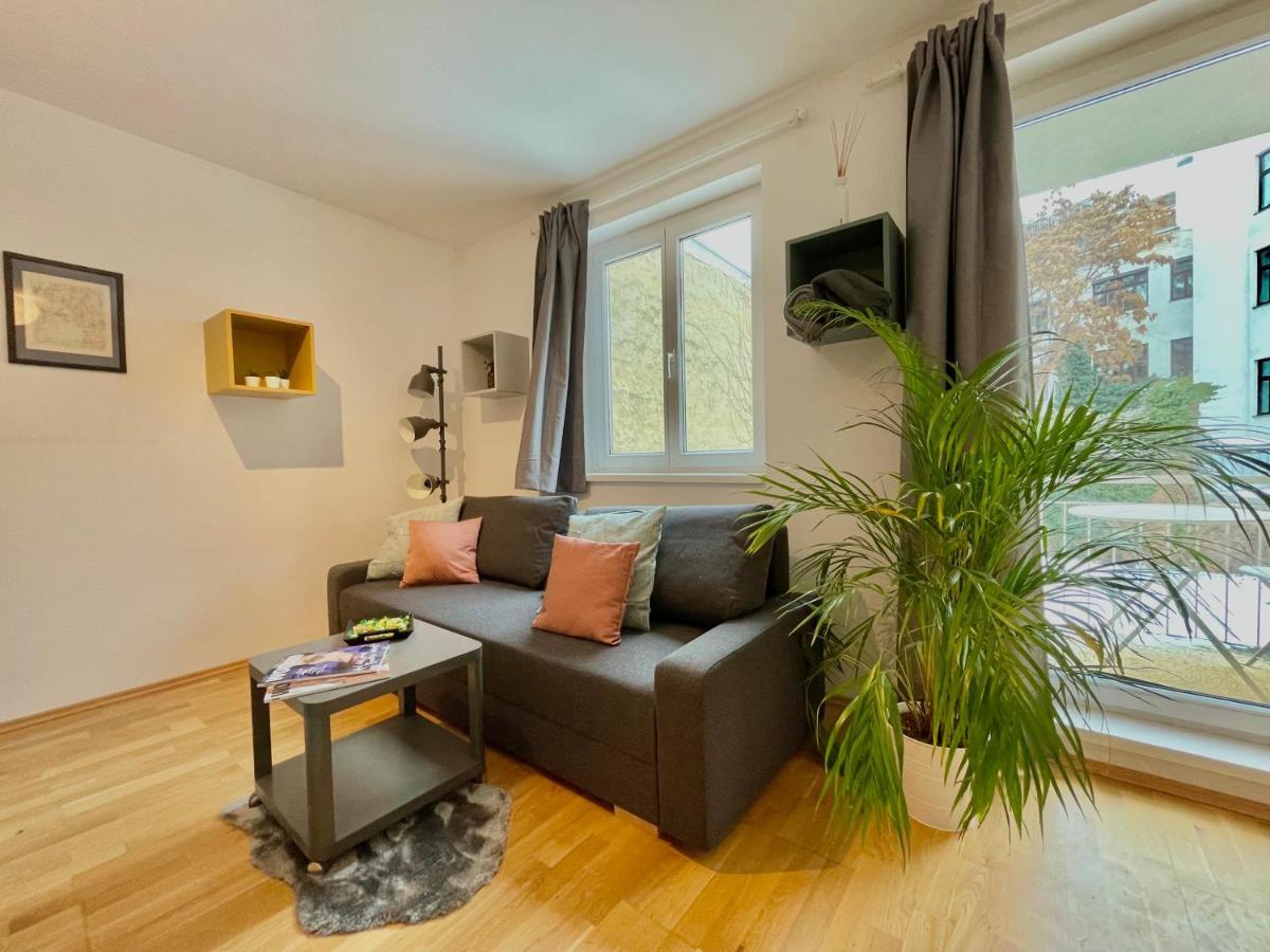 Premium Apartment With Balcony In Classy Area Wien Eksteriør billede