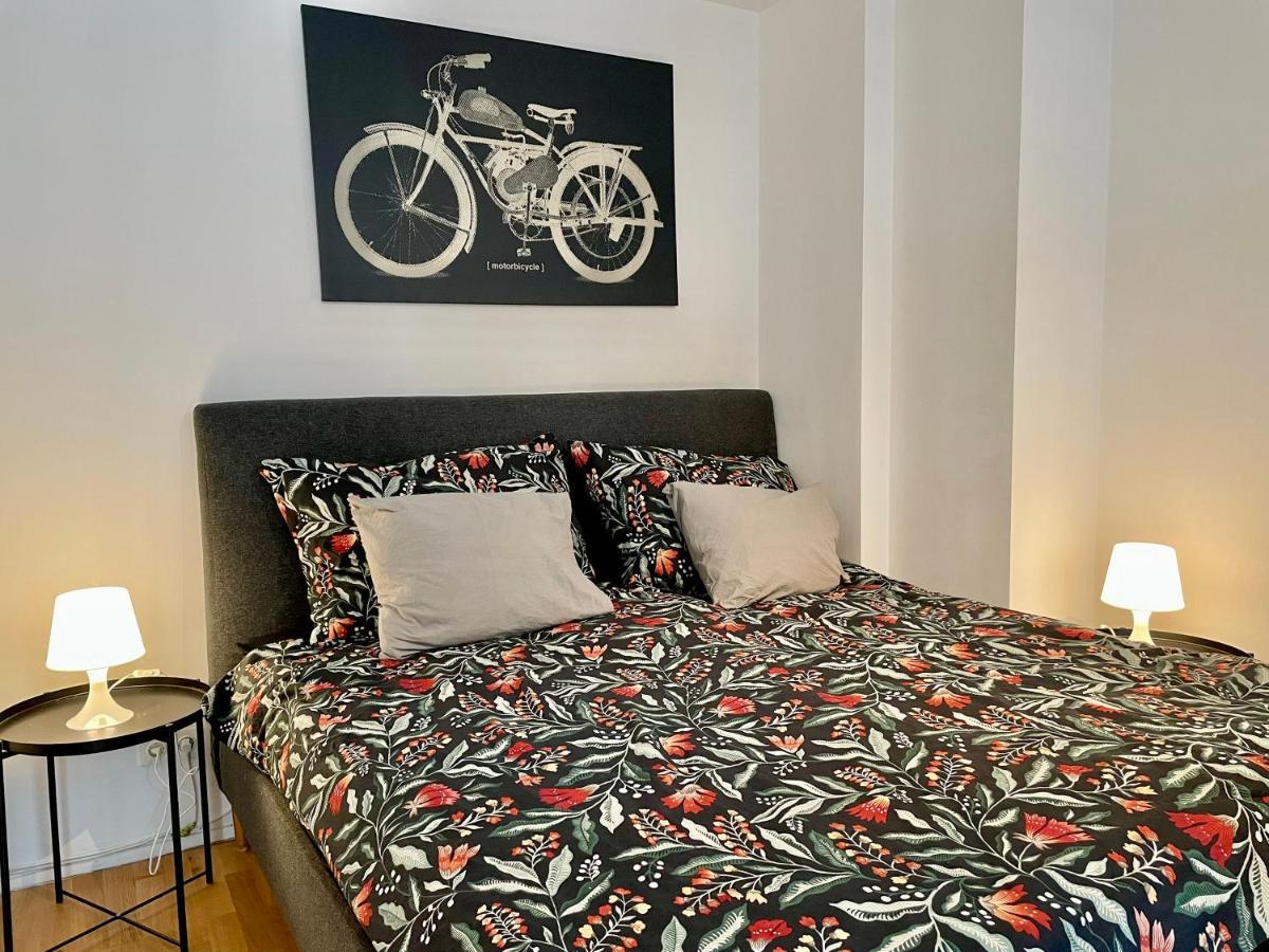 Premium Apartment With Balcony In Classy Area Wien Eksteriør billede